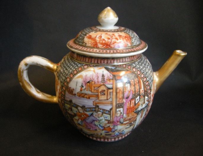 Tea pot famille rose porcelain | MasterArt